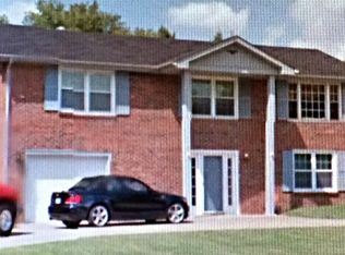 330 Ridgeline Dr, Clarksville, TN 37042