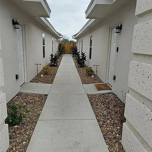 3816 Las Vistas Ln #1 — Photo 14