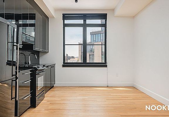 5th image of 487 Keap St #333