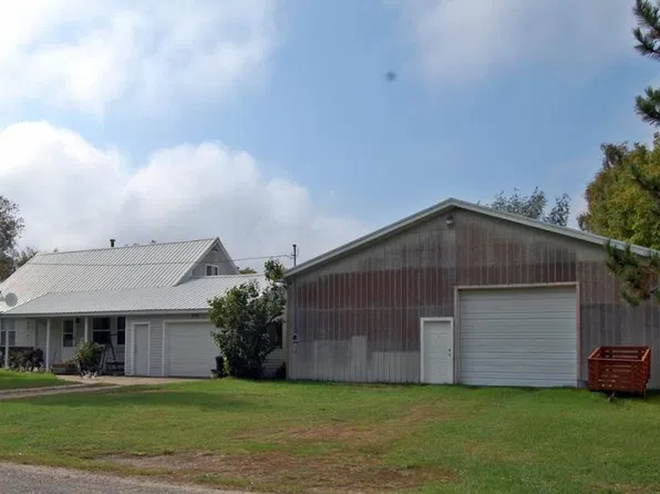 422 S Penn St, Mecosta, MI 49332