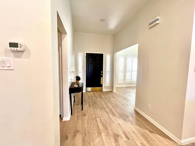 5012 N Nelson Ave — Photo 4