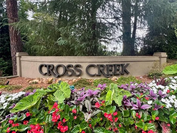 102 Rosaire Pl NW, Atlanta, GA 30327