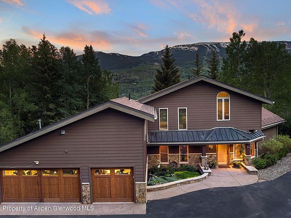 3rd image of 554 Sinclair Rd