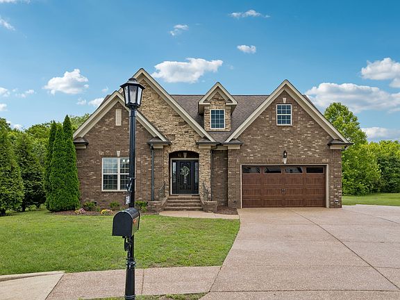 4th image of 3141 Hidden Creek Dr