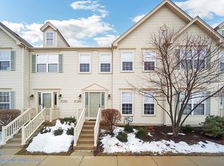 N320 Dooley Dr, Geneva, IL