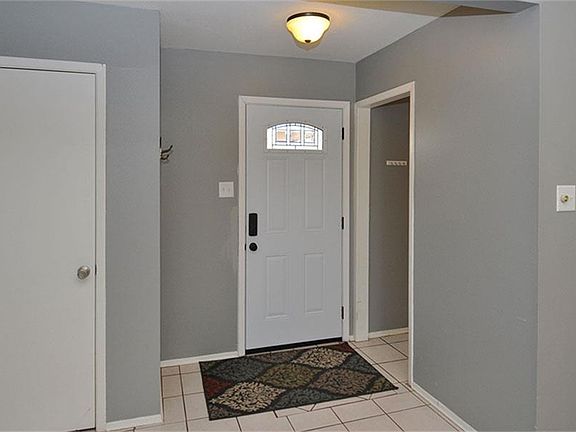 3rd image of 3706 Clear Falls Dr