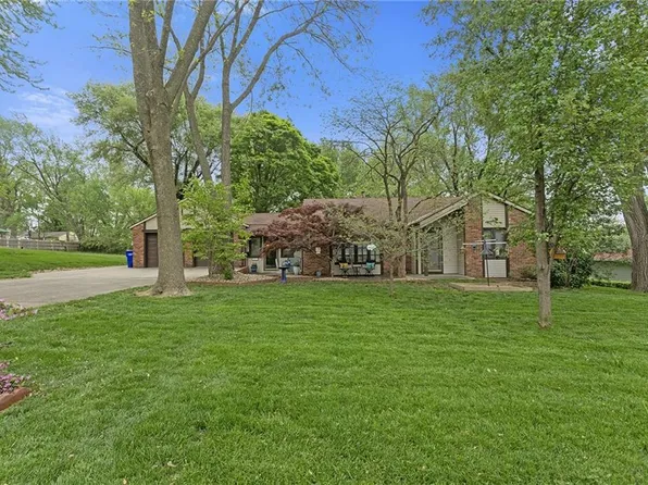 501 NE 74th Ter, Gladstone, MO 64118