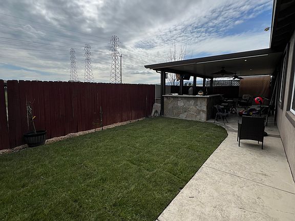 2nd image of 561 Kingbird Cir