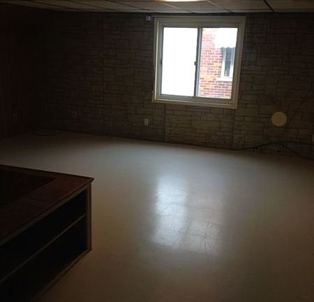 upstair bedroom
