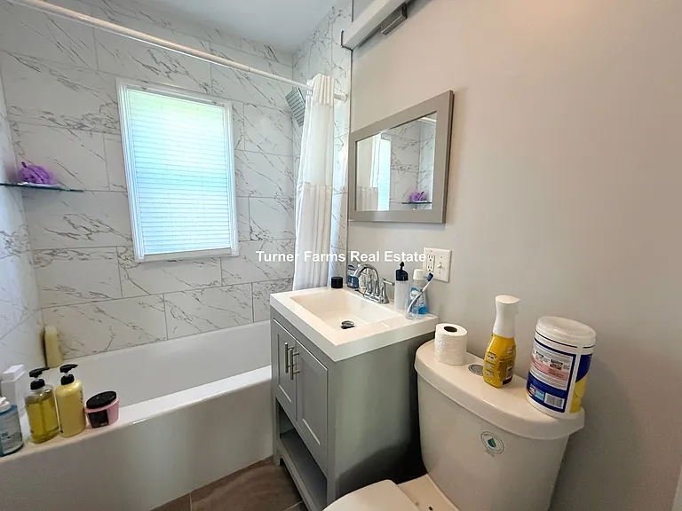 254 Main St #1F — Photo 8