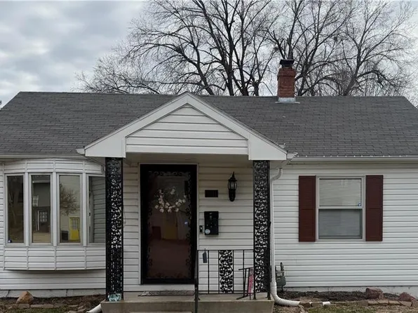 2611 Parallel Ave, Saint Joseph, MO 64506