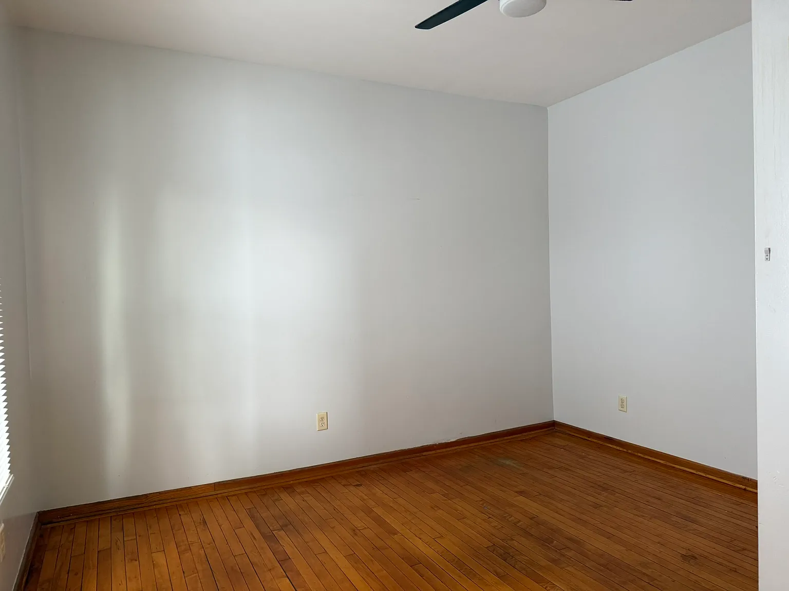 4 bed, 1400 sqft, $1,800 — Photo 4