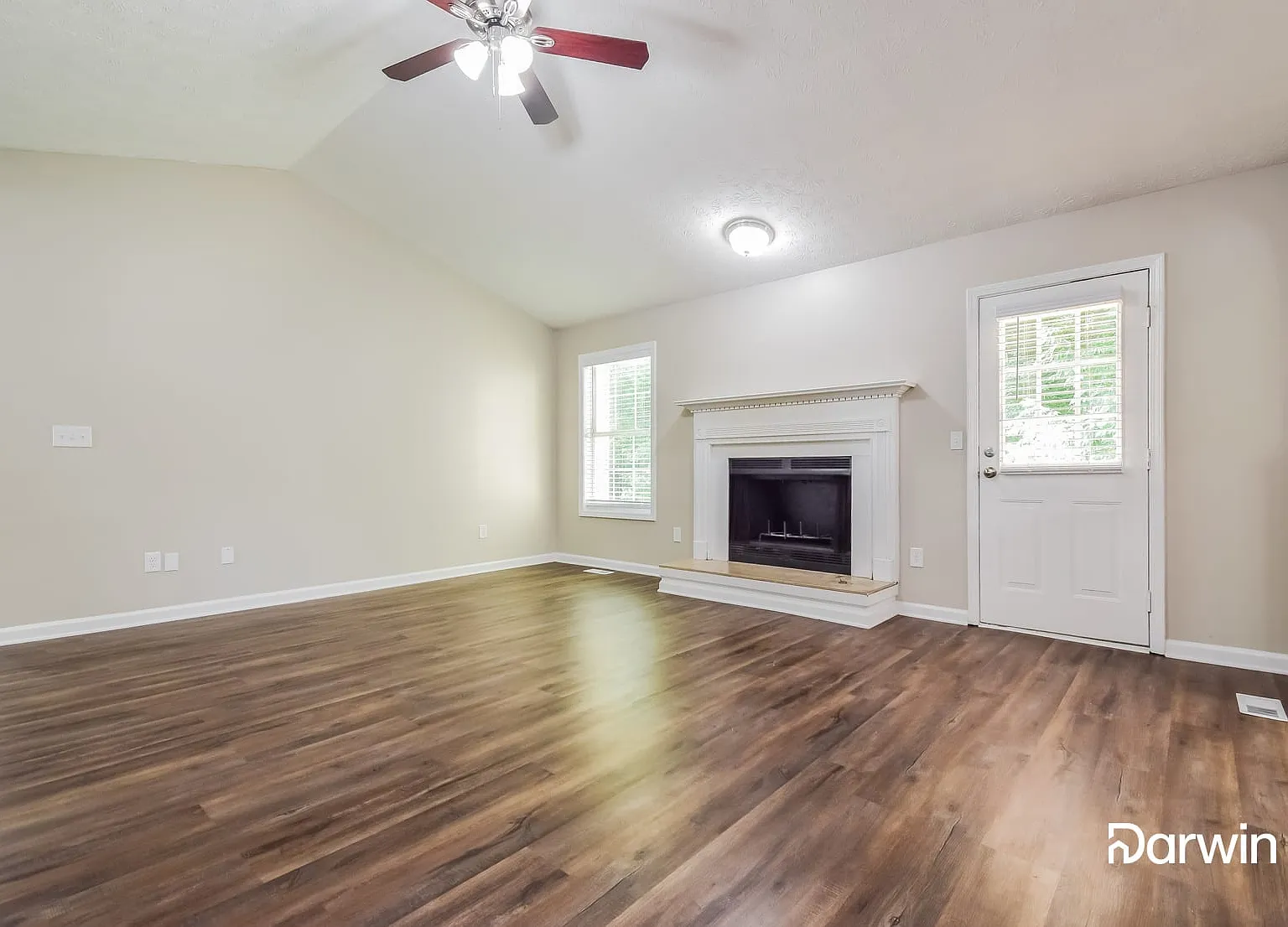 4 bed, 3.0 bath, 1620 sqft, $2,150 — Photo 4