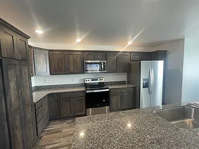 706 Black Diamond - C — Photo 6