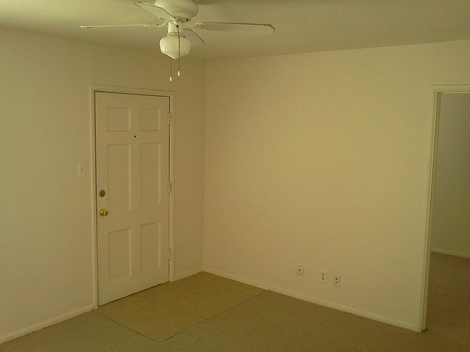 2nd image of 920 S Pacific St APT 3