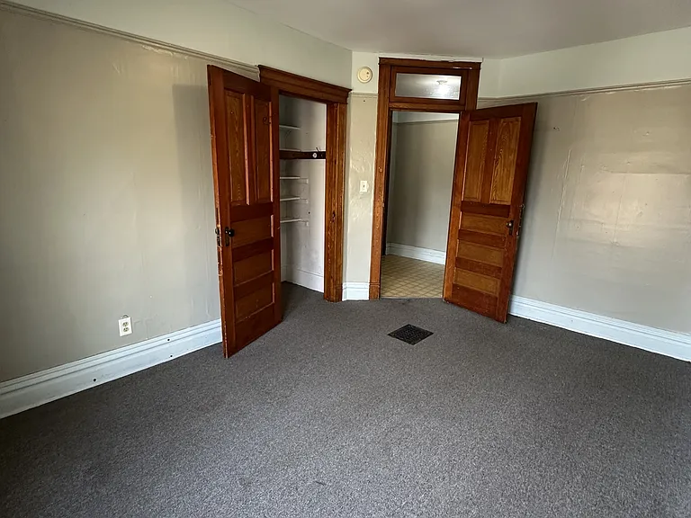 304 W Huron Ave — Photo 7