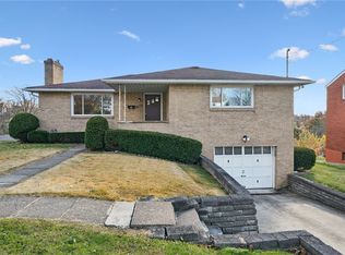 421 Robbins Station Rd, Irwin, PA 15642