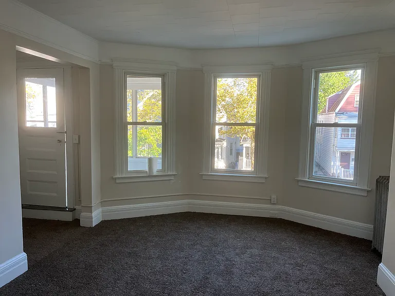 101 Shepard Ave #2 — Photo 5
