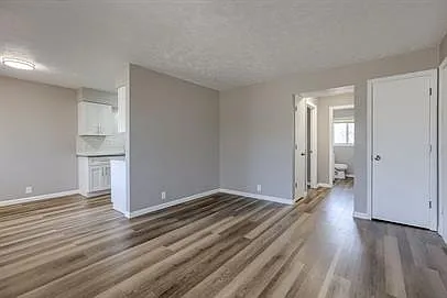 8005 S 48th Ave #7 — Photo 13