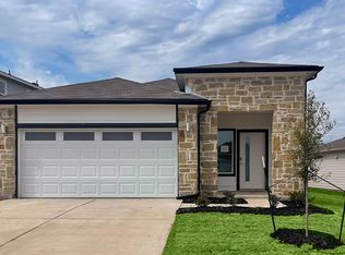 526 Millbrook Blvd, San Marcos, TX 78666