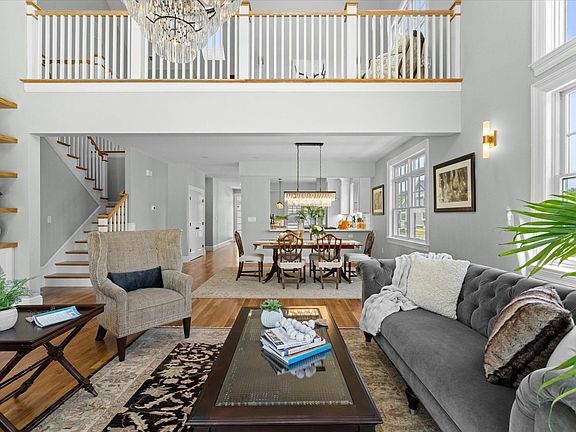 2nd image of 9 Adams Ln #9