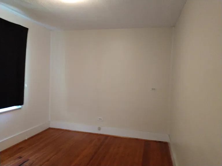 3538 Linwood Ave — Photo 8