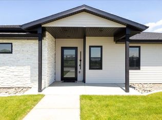 1326 Muirfield Pl, Billings, MT 59106