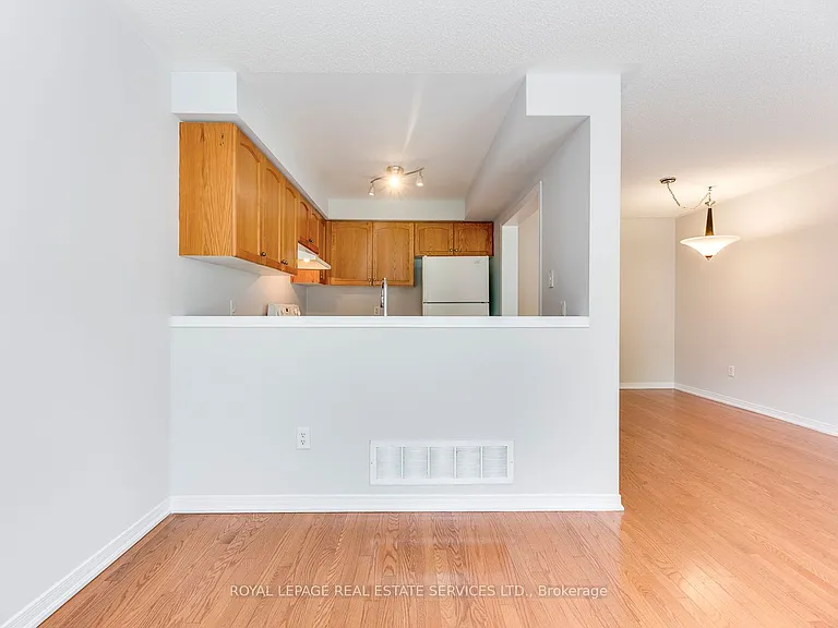 1835 McCoy Ave — Photo 14