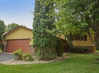 172 Dennison Ave, Shoreview, MN 55126