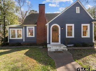 604 E Neches St, Palestine, TX