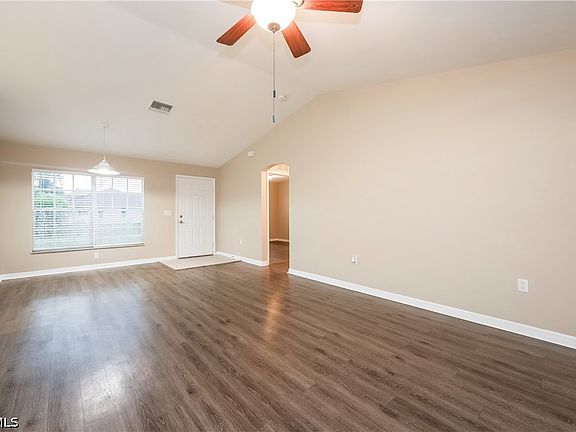 3rd image of 2705 Villa Ave S