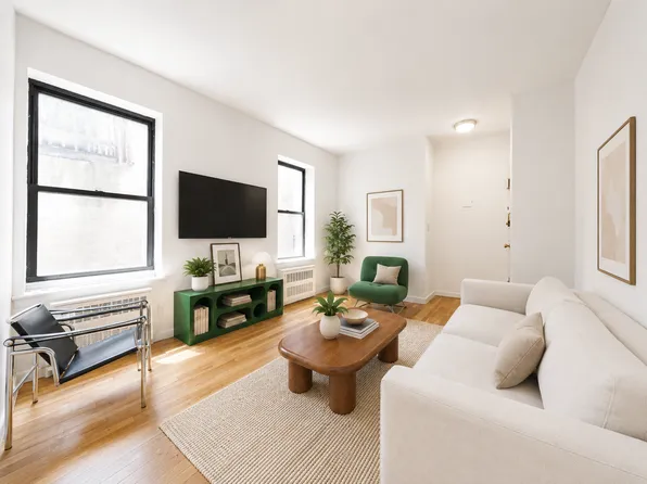 12 Charles St APT 3B, New York, NY 10014