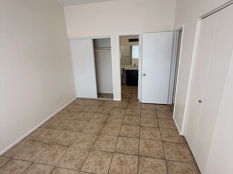 9505 Arlington Ave #48 — Photo 17