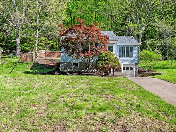 858 Bocktown Rd, Crescent, PA 15046