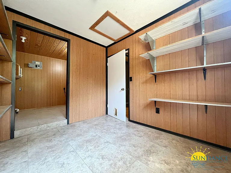108 Memorial Pkwy NW — Photo 18