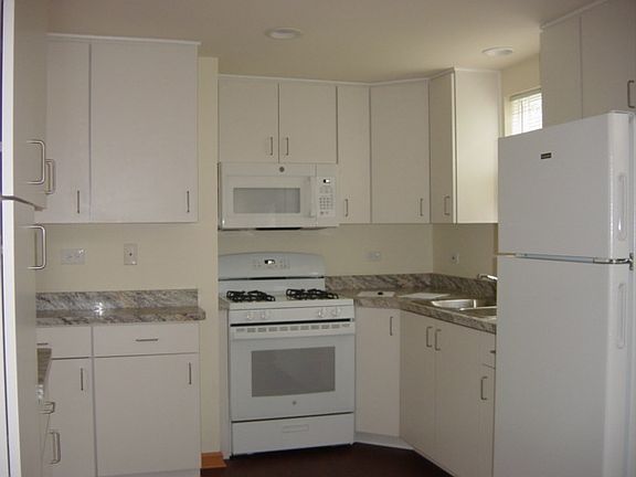 5th image of 4307 Riverview Dr