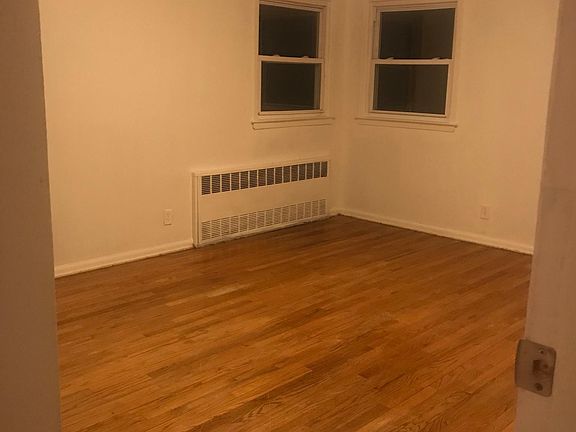 5th image of 7733 162nd Street # Fl 2nd
