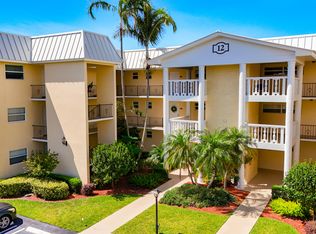 12 Colonial Club Drive #202, Boynton Beach, FL 33435