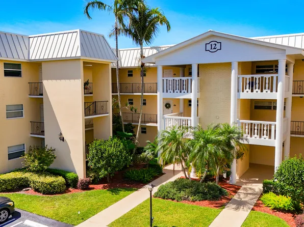 12 Colonial Club Drive #202, Boynton Beach, FL 33435