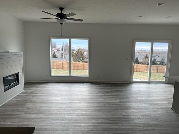 3rd image of 20905 Appaloosa Dr
