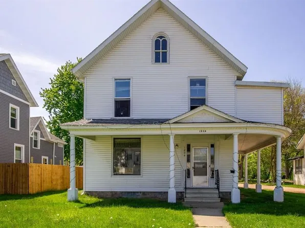 1204 State St #0, Eau Claire, WI 54701