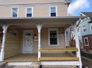 18 Church St, Willow Grove, PA 19090