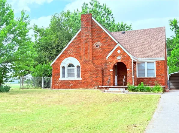 1710 W Chickasha Ave, Chickasha, OK 73018
