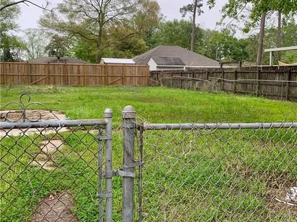 1066 S Walnut St, Slidell, LA 70460