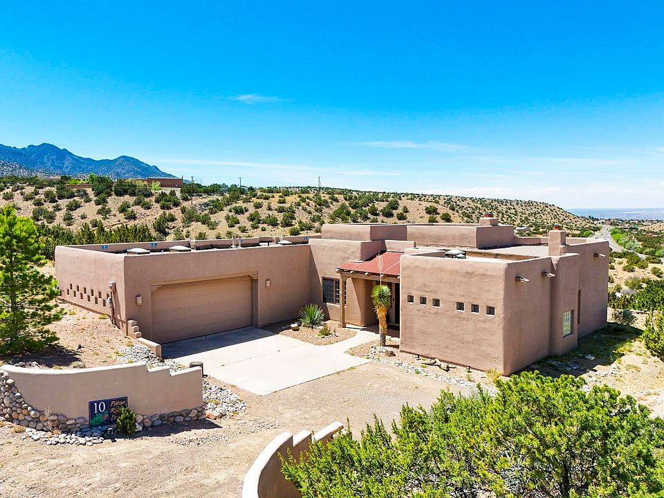 1st image of 10 Pinon Ridge Dr