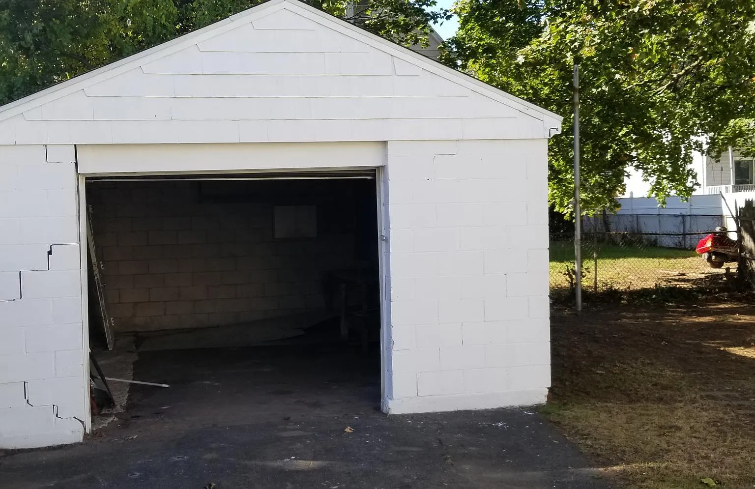 5 bed, 1860 sqft, $3,300 — Photo 4