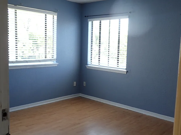 3RD FLOOR BEDROOM