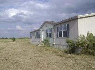 824 County Road 5715, Natalia, TX 78059