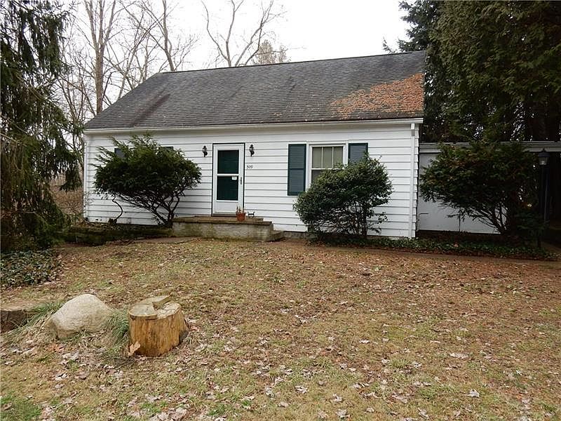 1st image of 309 Superior St