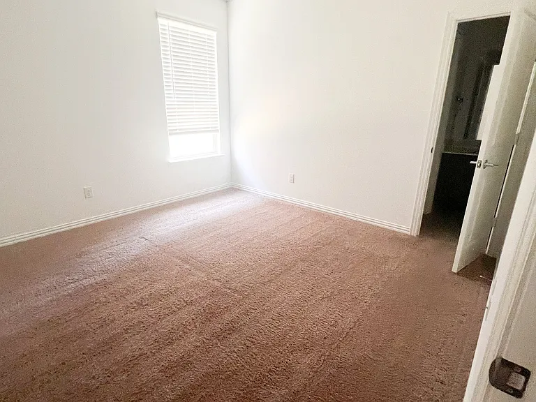 9837 Larkfield Dr — Photo 23